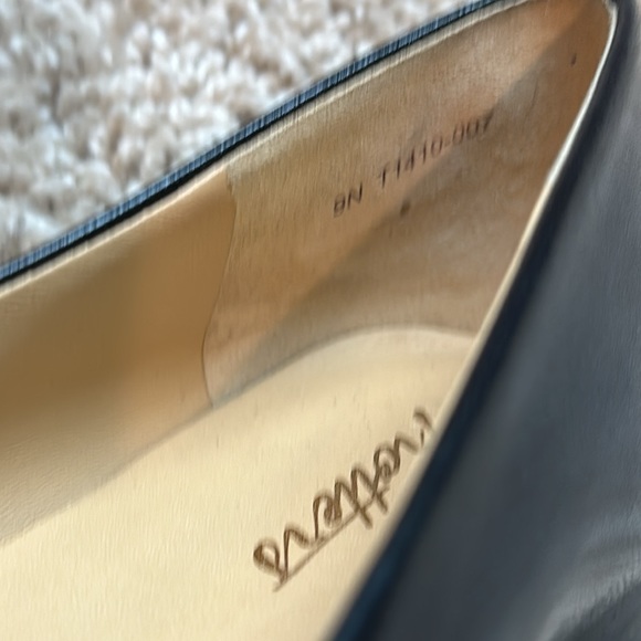 Trotters Shoes Womens 9N Narrow Black Leather With Patent Tip Flats - Picture 4 of 4